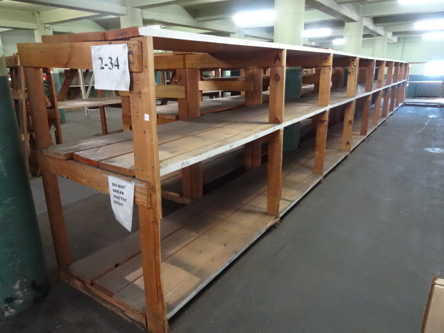 lot 101 image: Shelving Unit