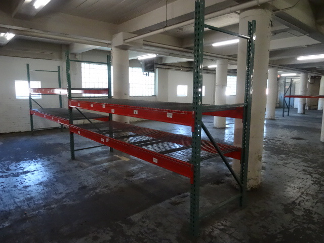 lot 106 image: Pallet Racking