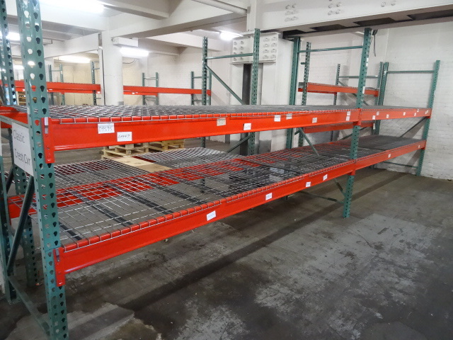lot 115 image: Pallet Rack