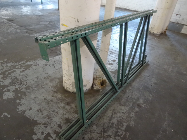 lot 126 image: Pallet Rack
