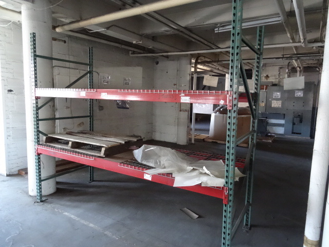 lot 124 image: Pallet Racking
