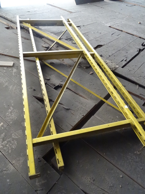 lot 131 image: Pallet Racking