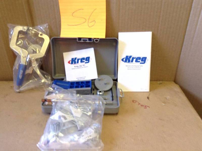 lot 56 image: R3 Kreg Jig This amazing repair jig is a handy addition to any tool collection which lets you work where you need it most