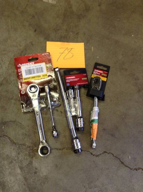 lot 78 image: Lot of assorted Husky Tools