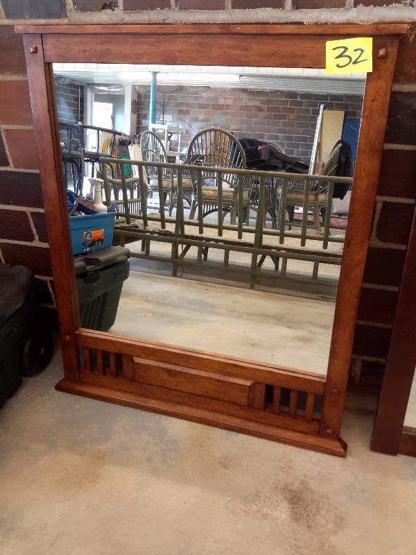 lot 32 image: Wood Framed Mirror with decorative base