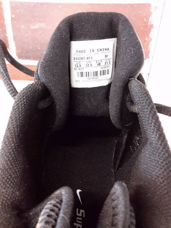 lot 97 image: Pair of LIKE NEW, Football Cleats.. Size 13.5