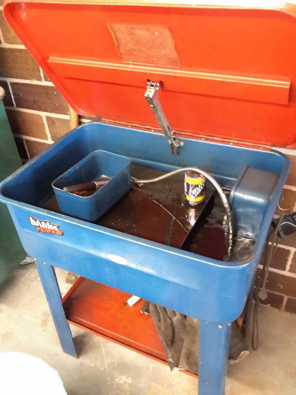 lot 121 image: Parts Washer as shown.. No pump.. Only the washer itself.