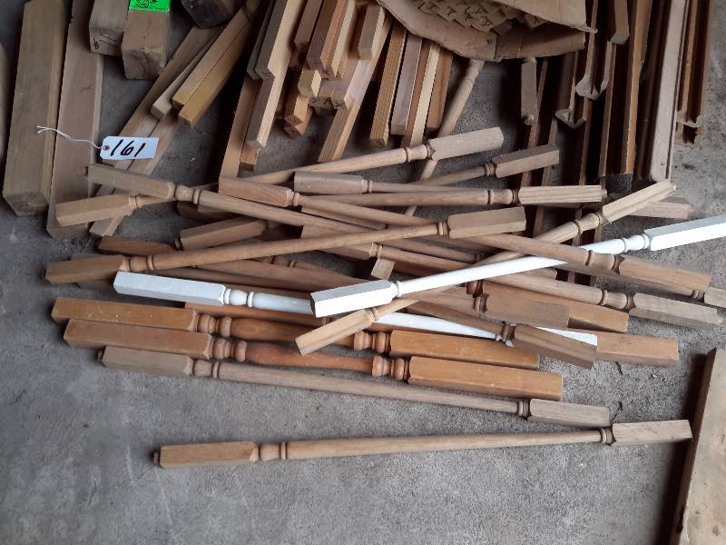 lot 161 image: MOSTLY OAK, HUGE lot of solid wood railing spindles