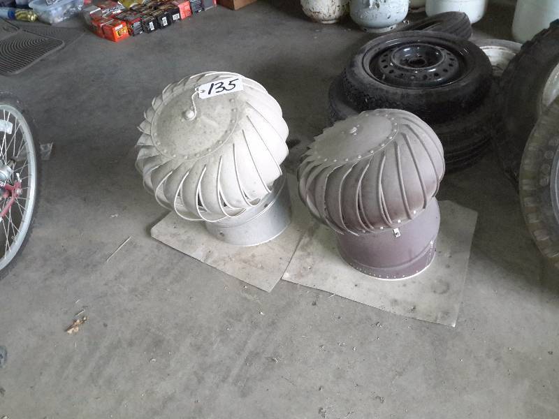 lot 135 image: 2,  Spinning roof top vents.. Approx 18 in h