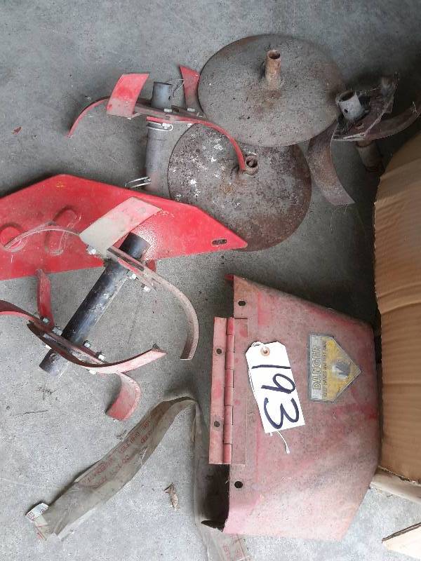 lot 193 image: Misc. Roto tiller and disk parts as pictured