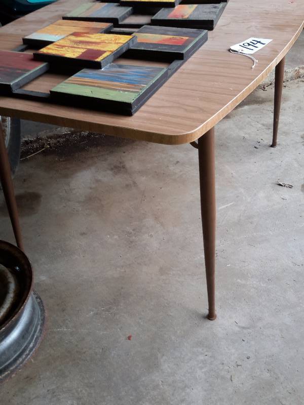lot 194 image: Mid Mod Table with folding side (slides need oil).. Mid mod decorative items