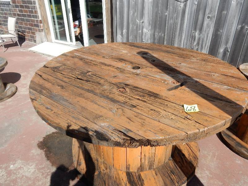 lot 68 image: 1, 78 x 40 12 in h.. Wood spool