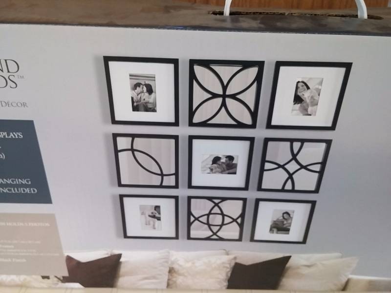 lot 85 image: Modern Collection wall frame system