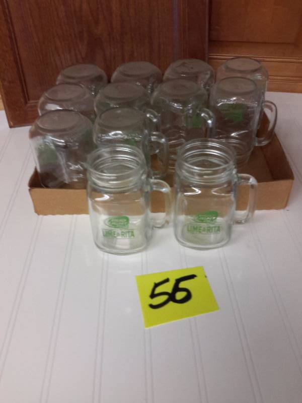 lot 56 image: 12, LIMERITA Budweister Pint mugs