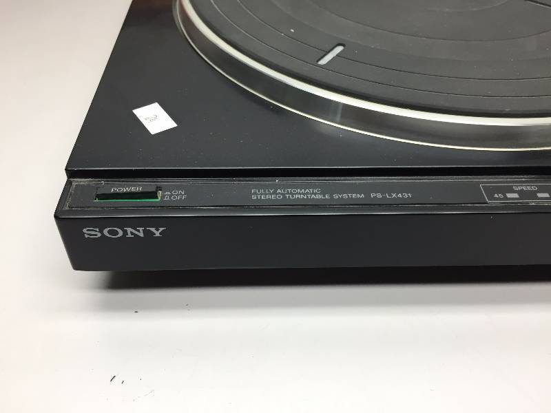 lot 24 image: SONY STEREO TURNTABLE