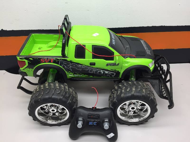 NEW BRIGHT RAPTOR FORD RC TRUCK 9.6 VOLT