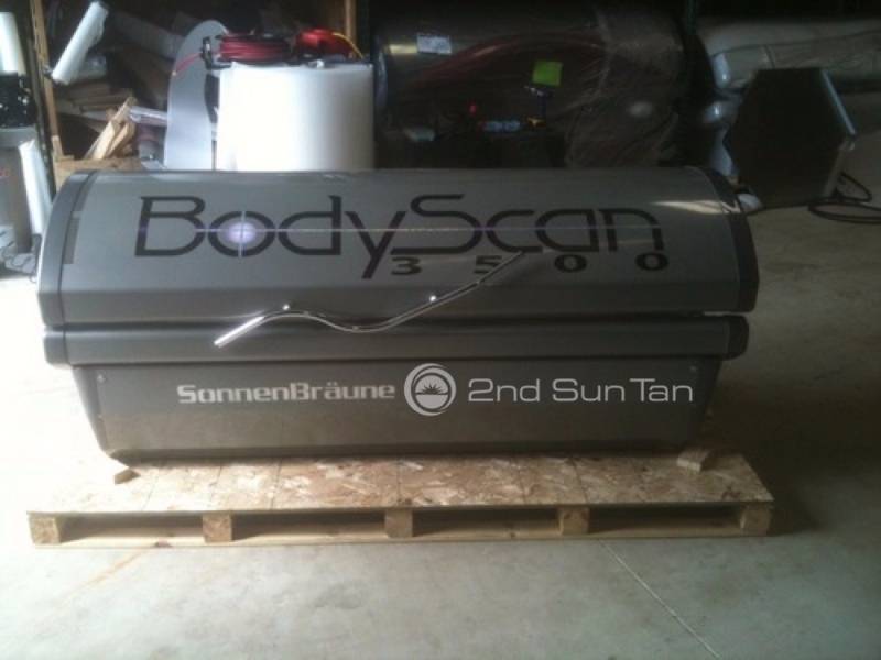 lot 10 image: Sonnenbraune Bodyscan 35003 (2002)