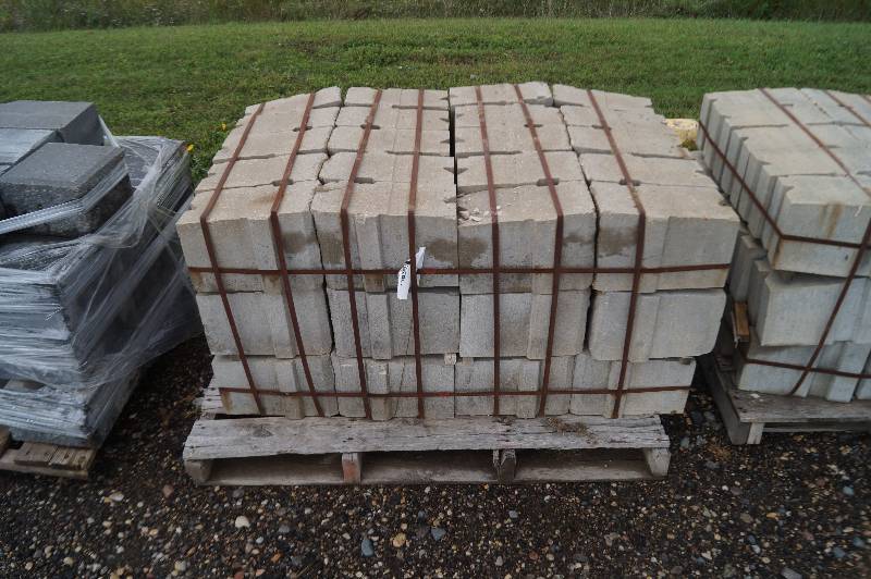 Retaining Blocks