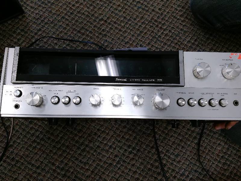 Vintage Sansui Stereo Receiver