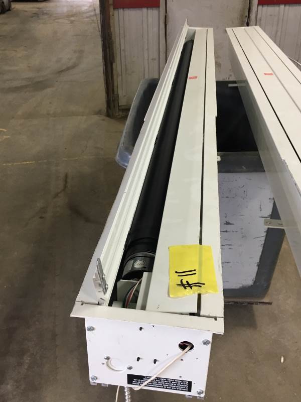 Projector Screen