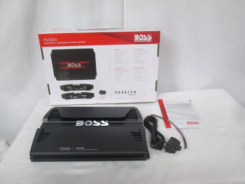 lot 23 image: Boss Phantom 2500-Watt Mono Block Amplifier