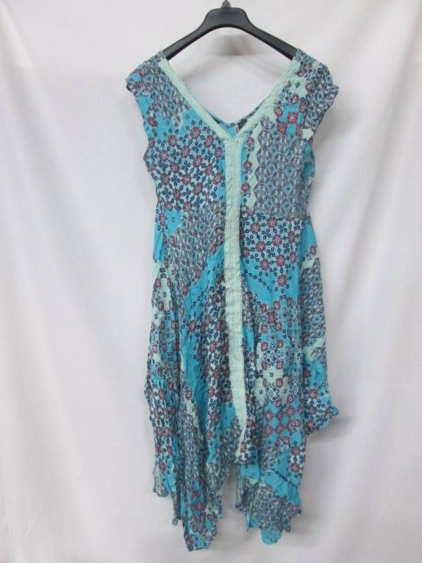 lot 68 image: Lola P Hankie Hem Dress