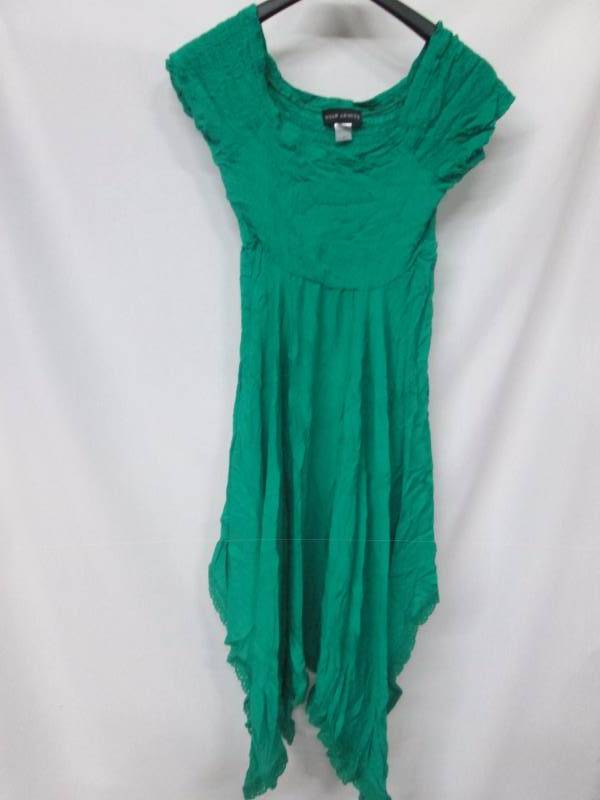 lot 64 image: Wearabouts Smocked Gauze Dress