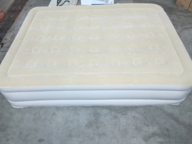 lot 34 image: Serta Queen 16 Raised Airbed