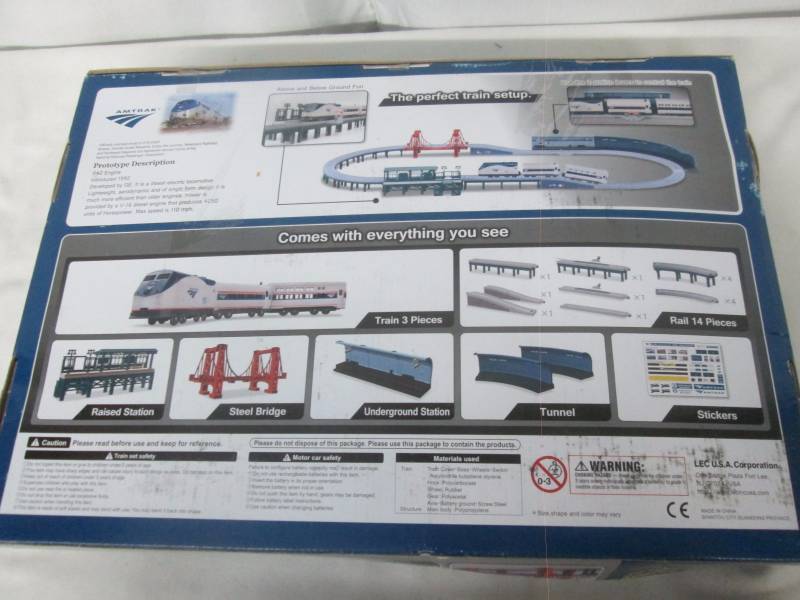lot 46 image: LEC USA Train Series Amtrak Electric Train Set