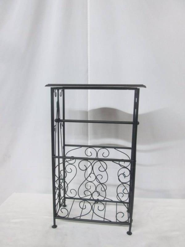 lot 50 image: Bath Organizer