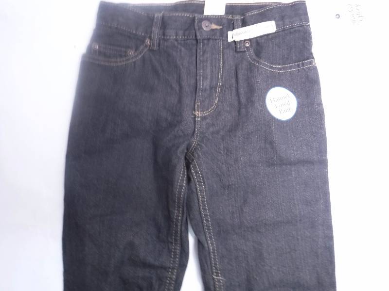 lot 15 image: New Boys Size 7 Jeans