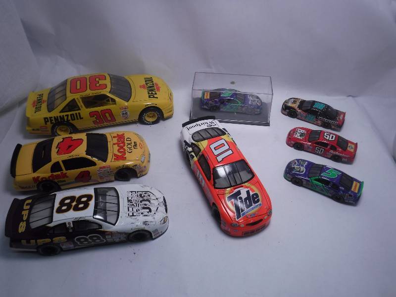 lot 46 image: 8 NASCAR Cars Lot