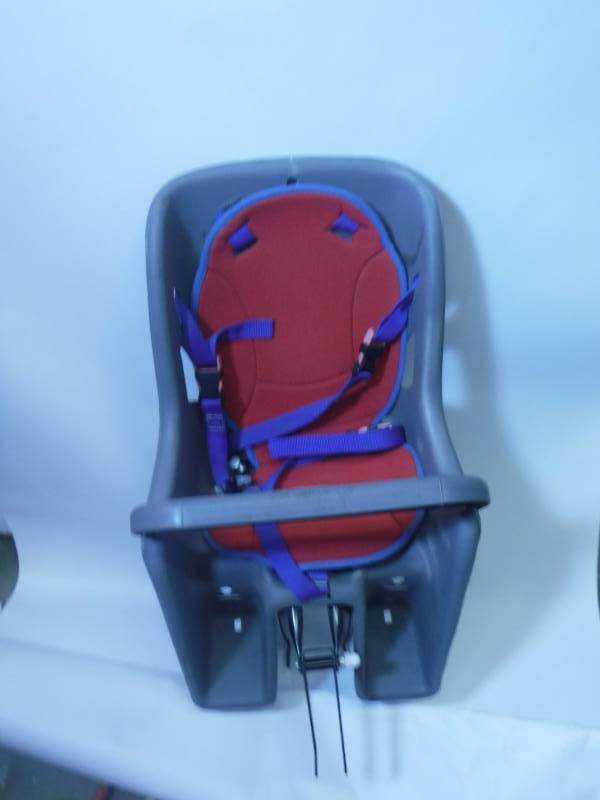 lot 66 image: Childrens Bike Seat for Bicycles