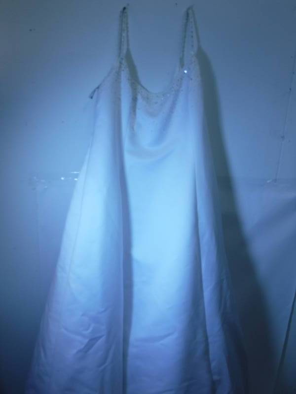 lot 70 image: White Wedding Dress