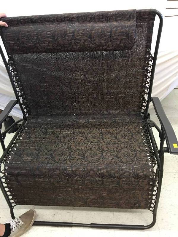 lot 13 image: 2 person anti-gravity chair