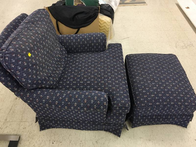 lot 68 image: blue chair with ottoman