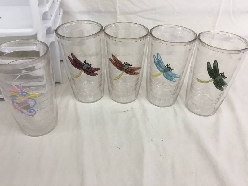 lot 78 image: cups,popsicle maker
