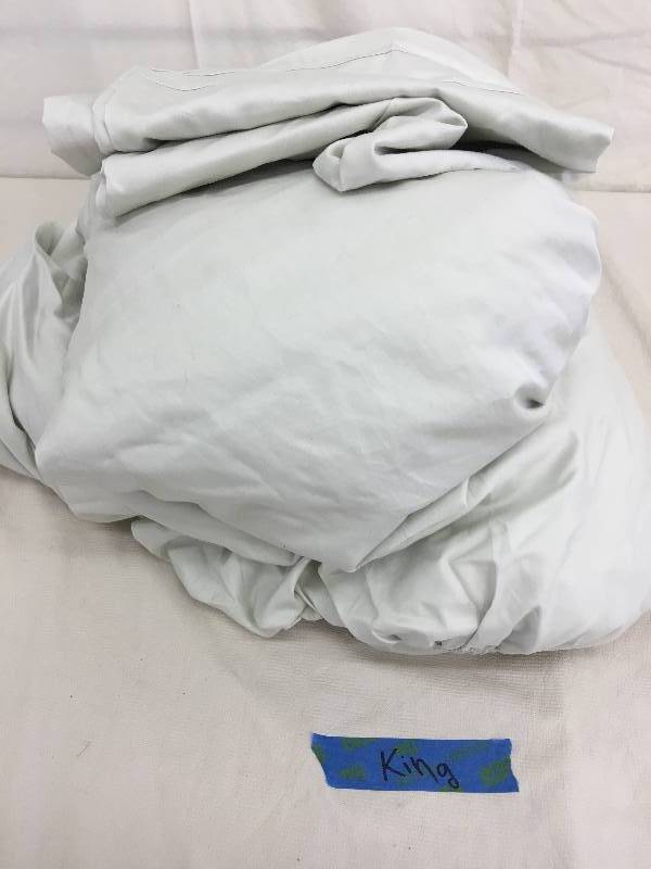 lot 80 image: king sheets