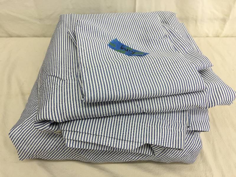 lot 96 image: striped king sheet set