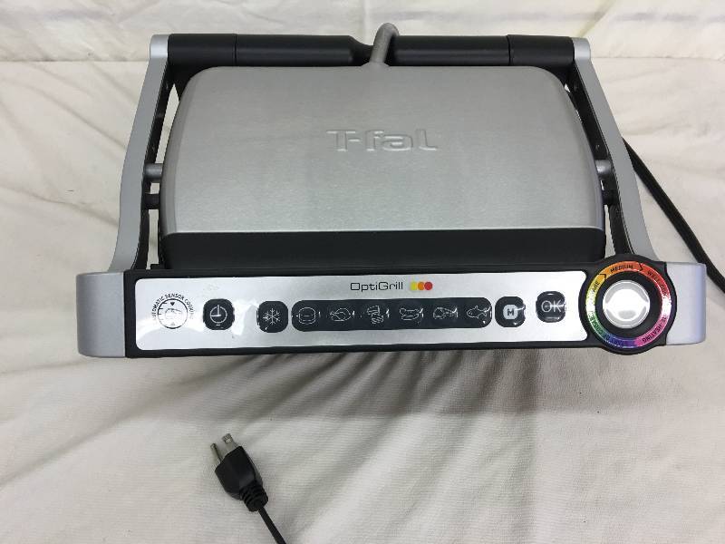 lot 104 image: T-fal OptiGrill Stainless Steel Indoor Electric Grill with Removable and Dishwasher Safe plates,1800-watt, Silver