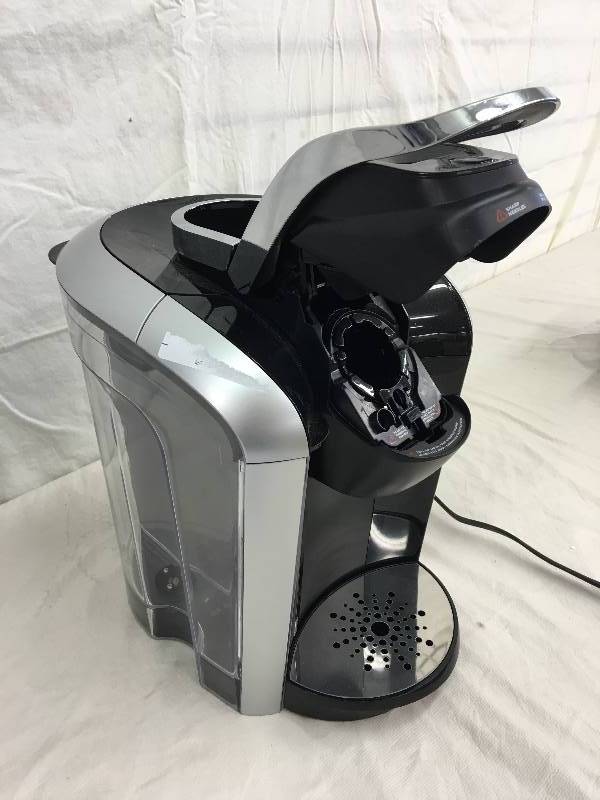 lot 109 image: Keurig 2.0 -400 Brewing System by Keurig, Silver retail $173