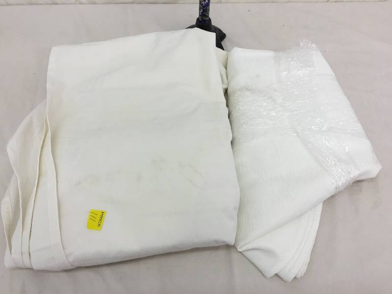 lot 111 image: cane,sheets,cover