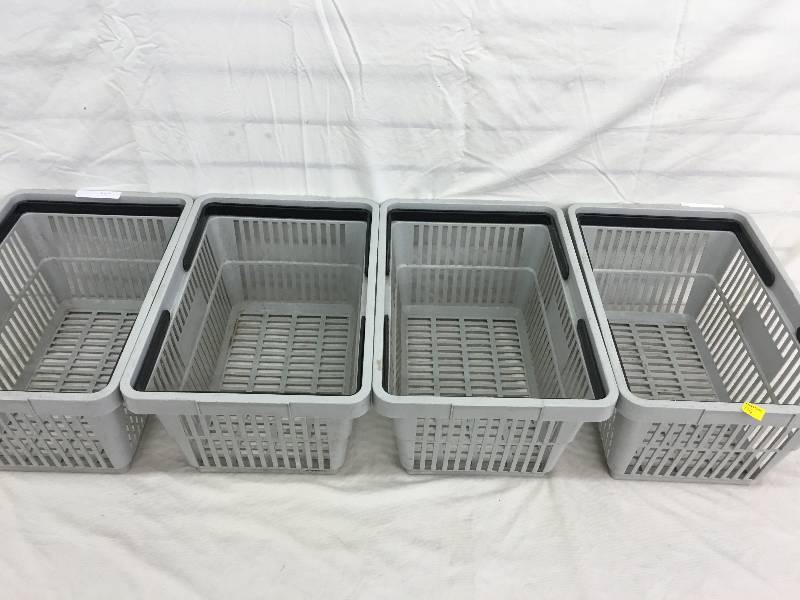 lot 116 image: shopping baskets