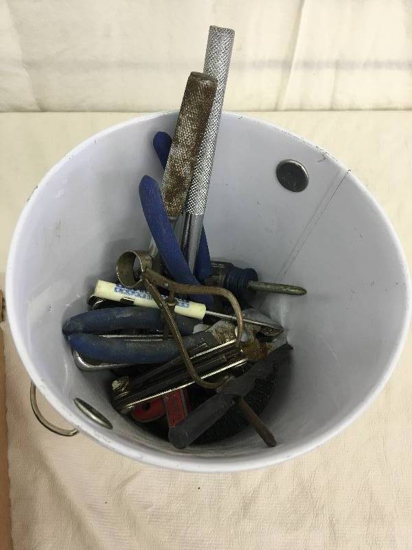 lot 120 image: airsoft gun batteries and tools