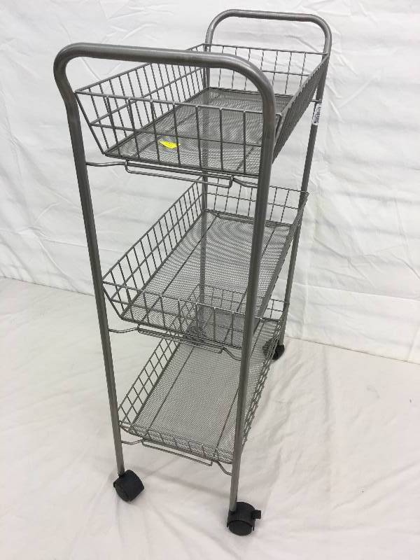 lot 149 image: rolling tier rack