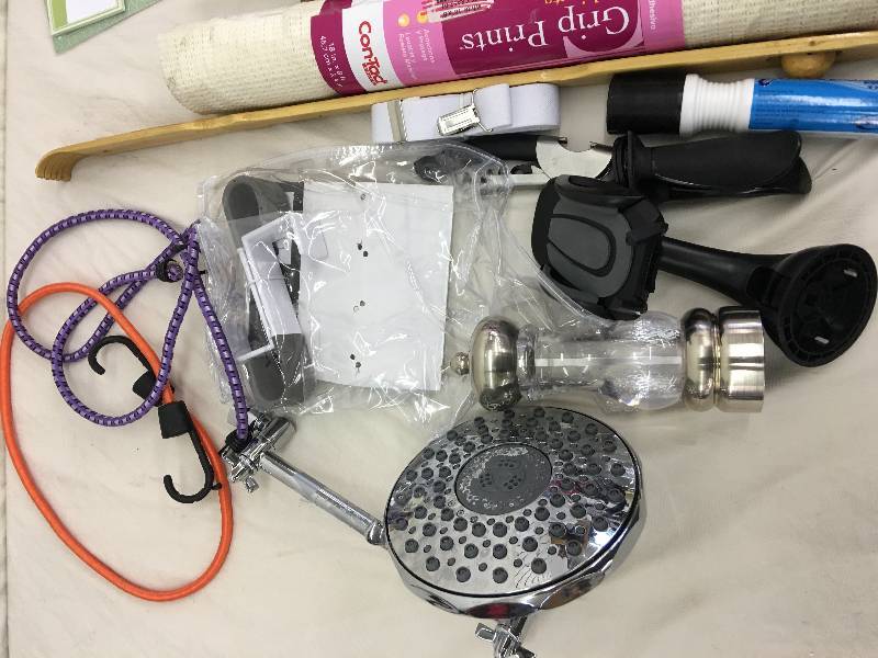 lot 154 image: shower head,flashlight everything shown