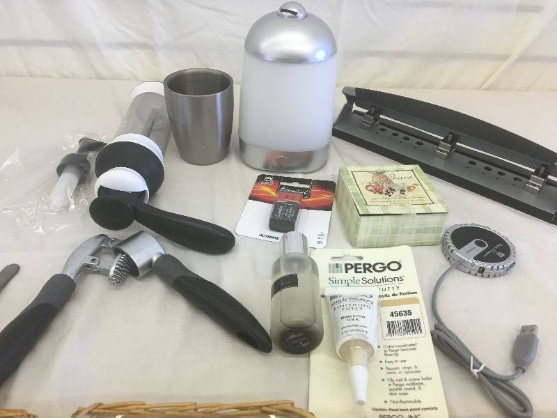 lot 206 image: spa room humidifier,candle holders,cookie cutter,3hole punch