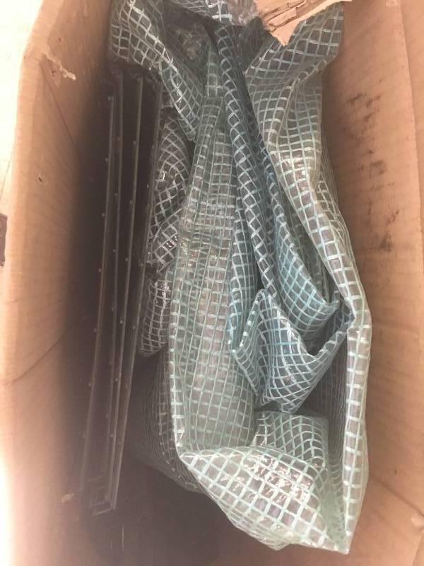 lot 261 image: guide gear Green house