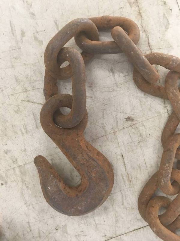 lot 268 image: Chain