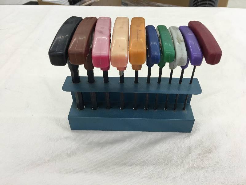 lot 325 image: allen wrench tool set